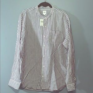 🆕 GAP Long sleeve button down shirt 🆕
